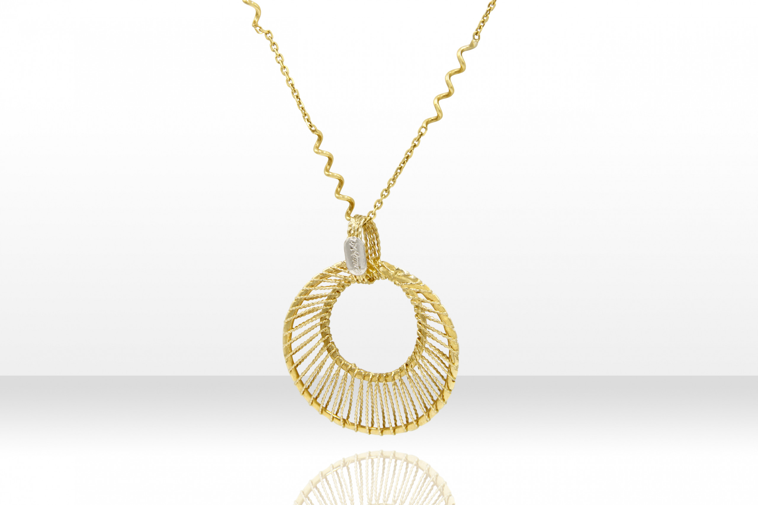 18 kt Yellow Gold Necklace and Pendant | Ivan 18 Kr Gold